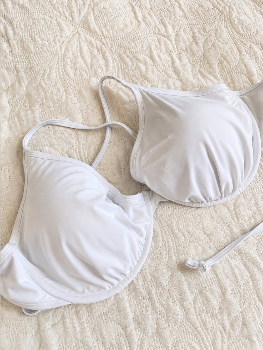 Body Glove White Underwire Bikini Top Removable Pads Size F